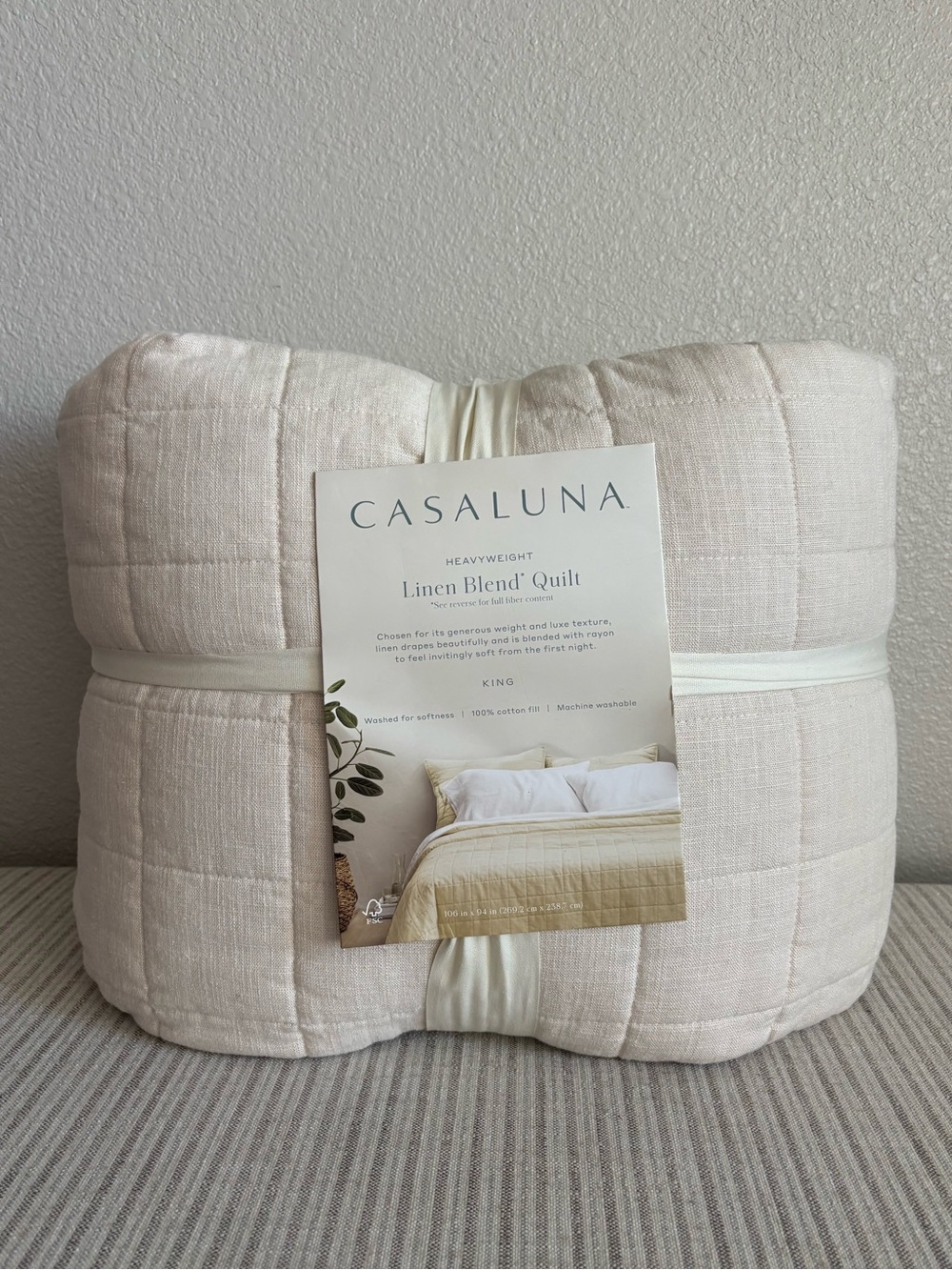 NWT King Heavyweight Linen Blend Quilt Natural - Casaluna